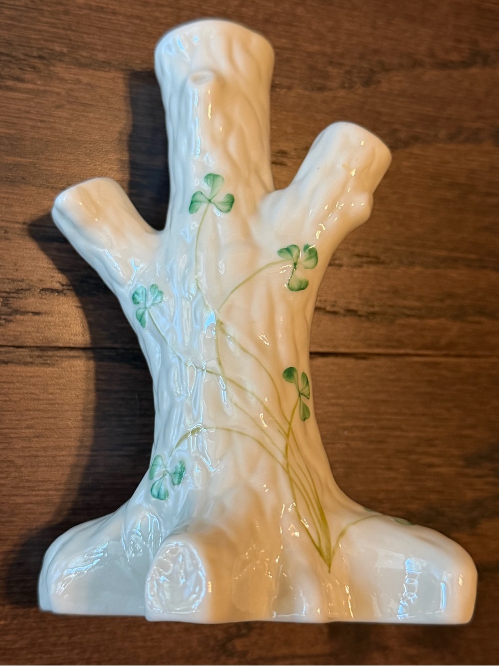 Belleek Crème Ceramic Tree-Branch Vase with Green Clover Motif